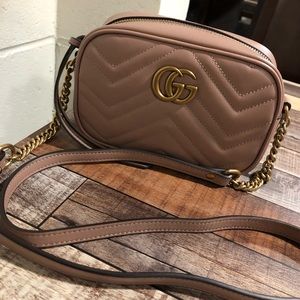 Gucci mini marmont camera bag